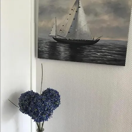 Apartment Roses , La Cressonniere: « veules & Victor «  Veules-les-Roses