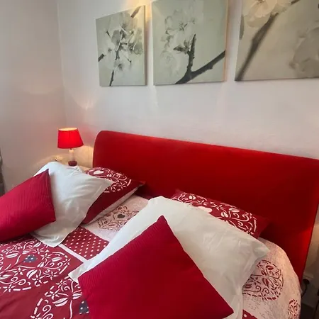 Apartment Roses , La Cressonniere: « veules & Victor «  Veules-les-Roses
