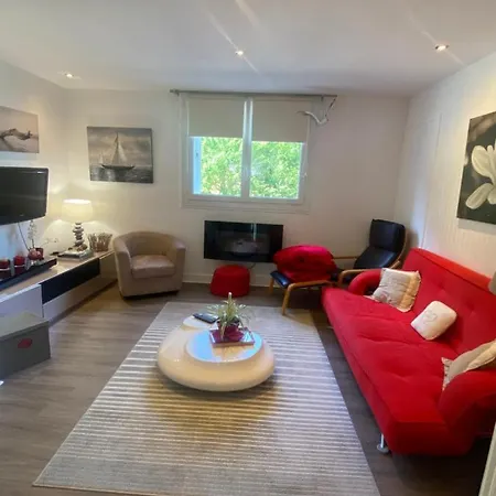 Apartment Roses , La Cressonniere: « veules & Victor « 