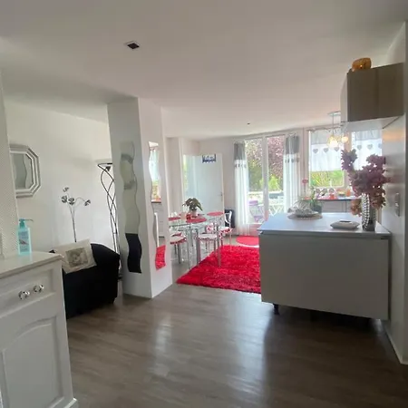 Roses , La Cressonniere: « veules & Victor «  Veules-les-Roses